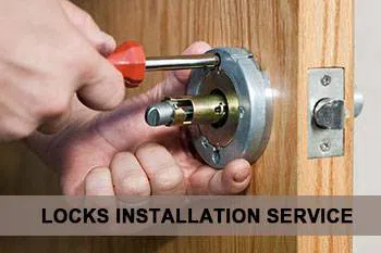 Capitol Locksmith Service Brooklyn, NY 347-658-1616 - lock-insta-sid-68-4mod