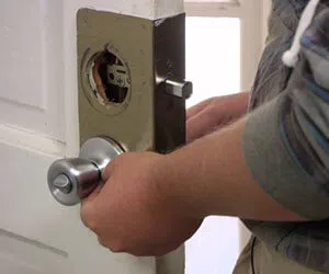 Capitol Locksmith Service Brooklyn, NY 347-658-1616 - locksmith-12